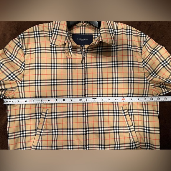 BURBERRY Golf beige nova check jacket Sz S EUC/NWOT - Picture 14 of 16